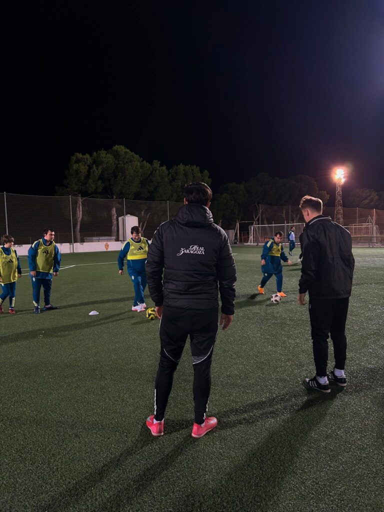 Coaches watching a Real Zaragoza Genuine training session